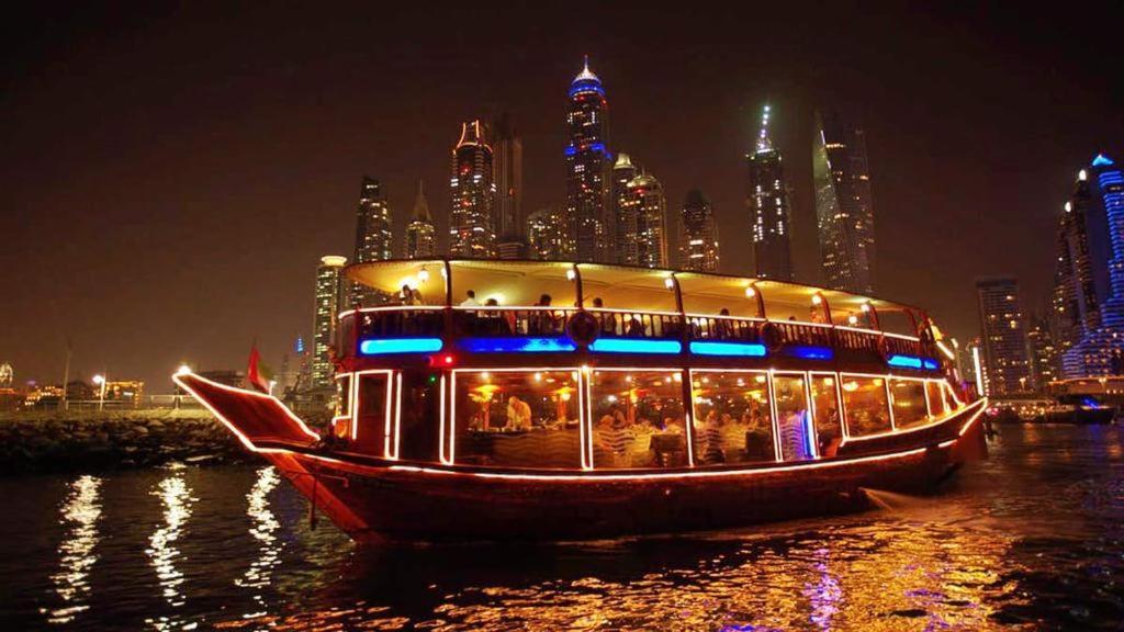 Success Luxury Apartment - 5 Min Away Marina Corniche - Free Housekeeping Provided Everyday-24-7 Staff Available For Services Dubai Exterior photo