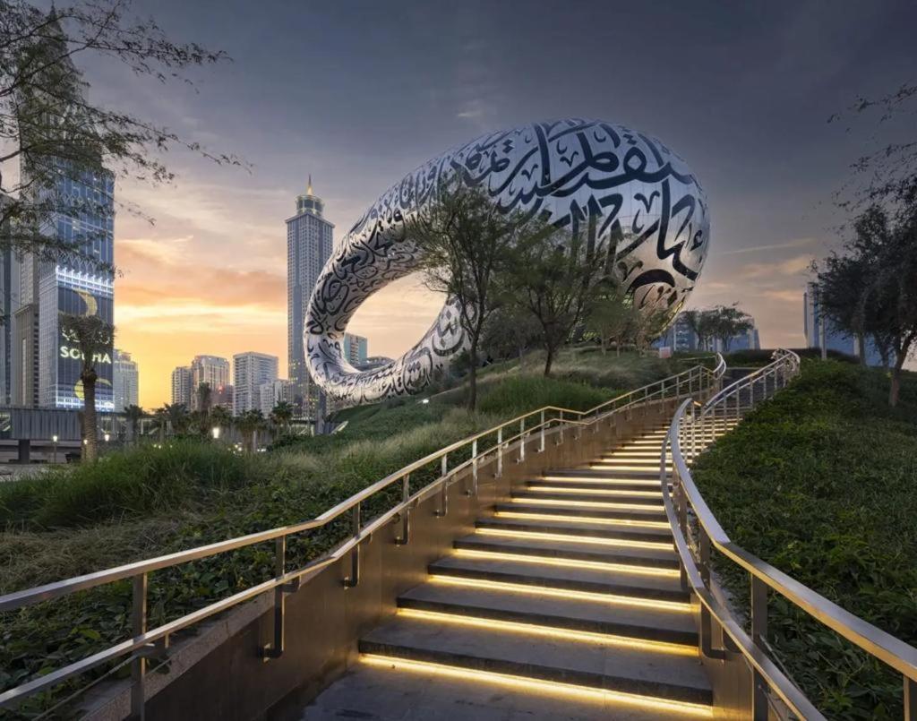 Success Luxury Apartment - 5 Min Away Marina Corniche - Free Housekeeping Provided Everyday-24-7 Staff Available For Services Dubai Exterior photo